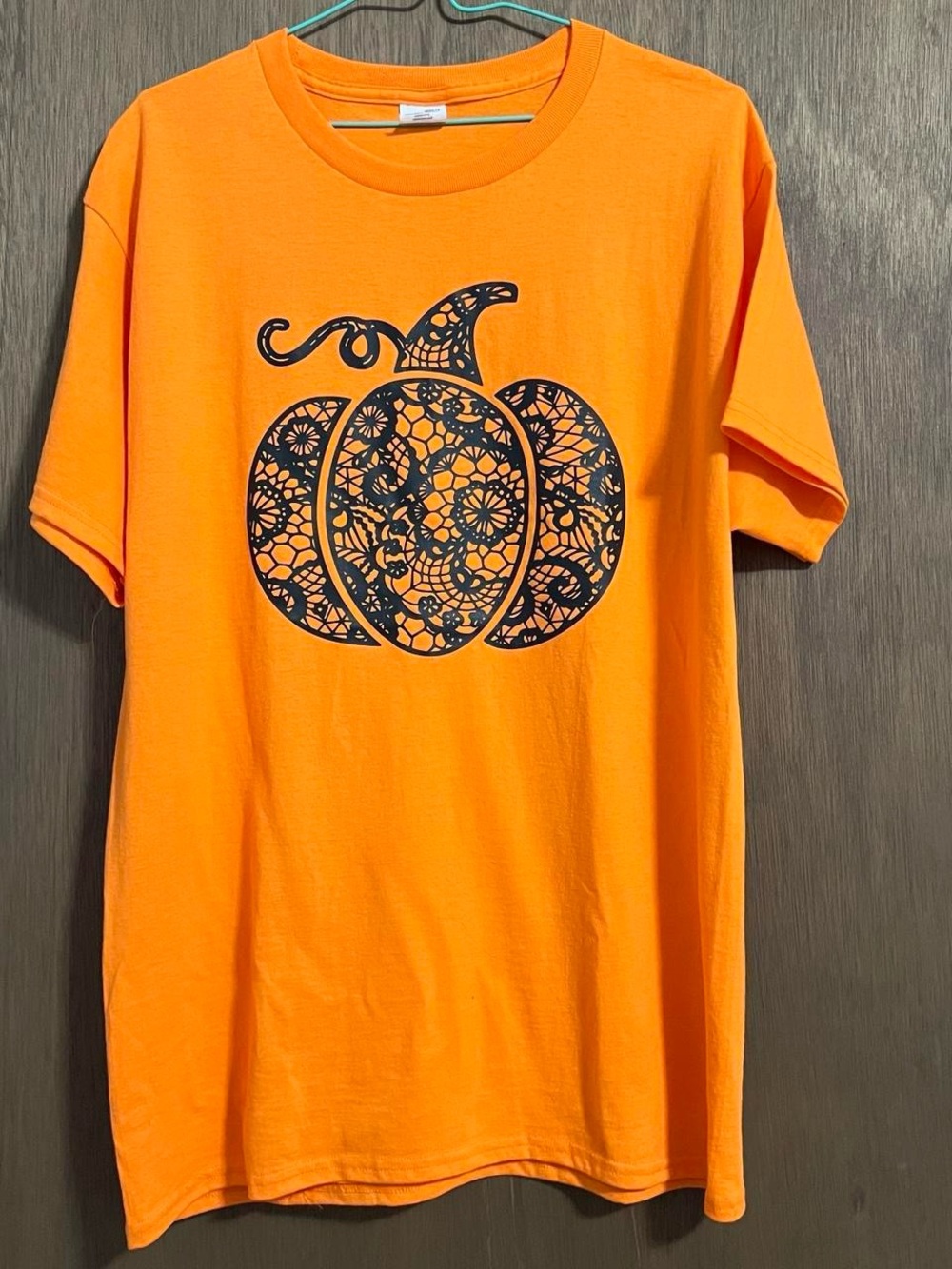 Orange Pumpkin Graphic Tee Size Medium